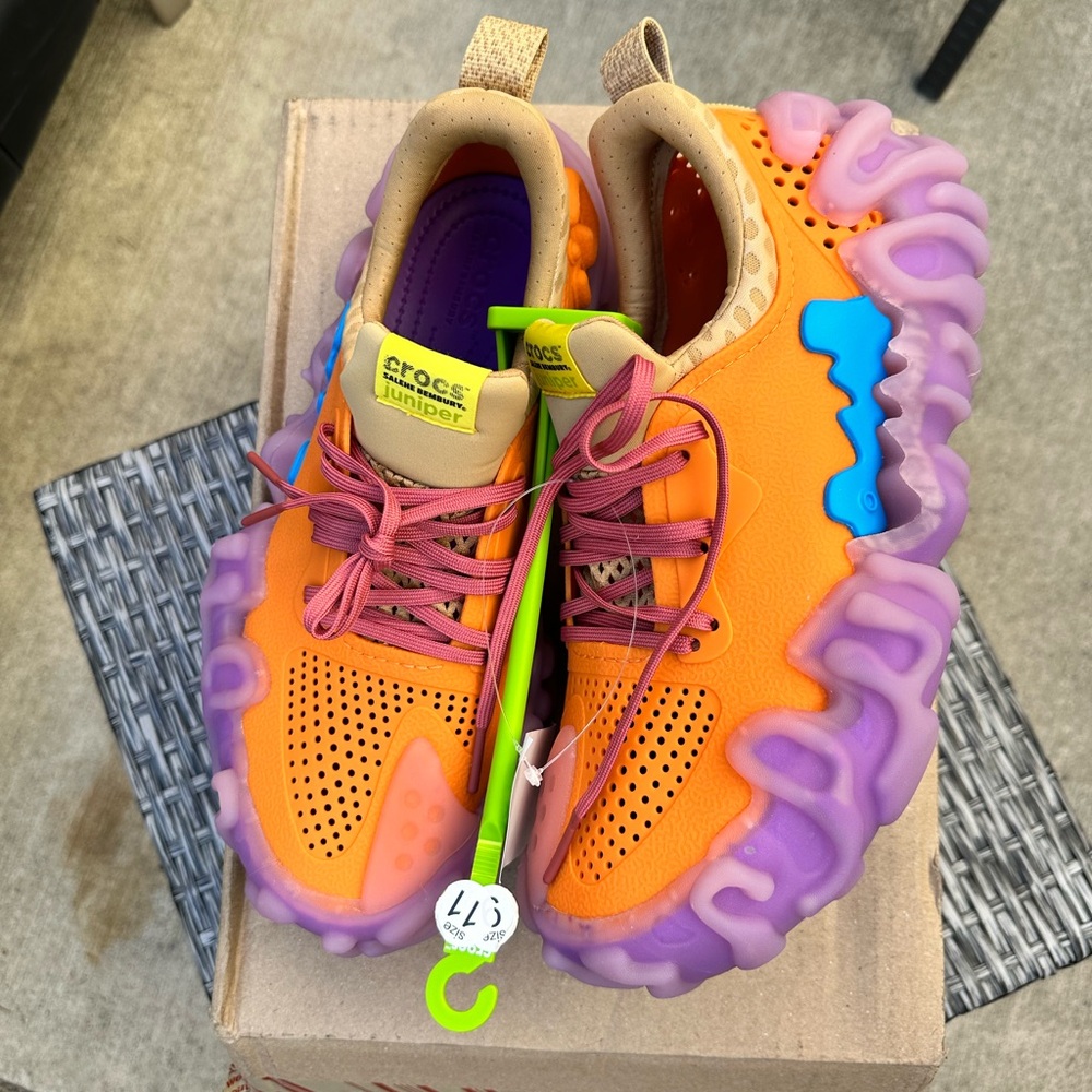 NWT CROCS JUNIPER SNEAKER X SALEHE "APRICOT" - Picture 4 of 8